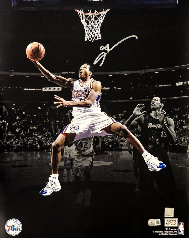 Allen Iverson Signed 16x20 Photo Philadelphia 76ers Layup Beckett BAS Witness