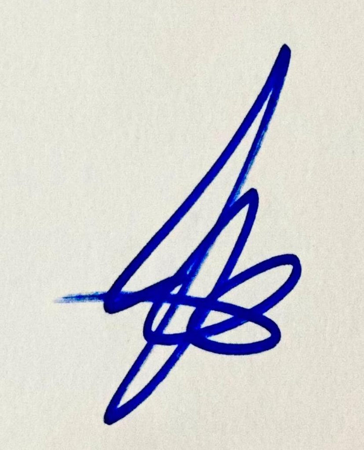 Joel Crawford signed Puss in Boots full movie script autograph (F) ~ Beckett BAS