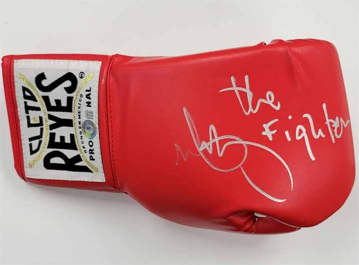 Mark Wahlberg signed "The Fighter" Boxing Glove autograph ~ Beckett BAS