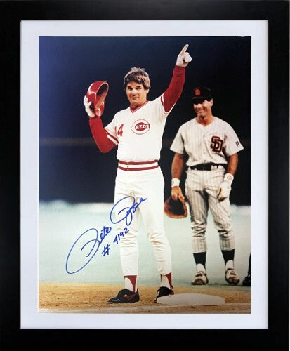 Pete Rose signed Cincinnati Reds 16x20 Photo Framed  4192 (Record Breaker) - COA
