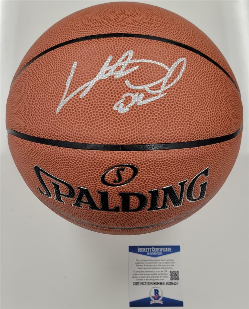 Charles Oakley signed I/O Spalding Basketball Autograph ~ Beckett BAS COA