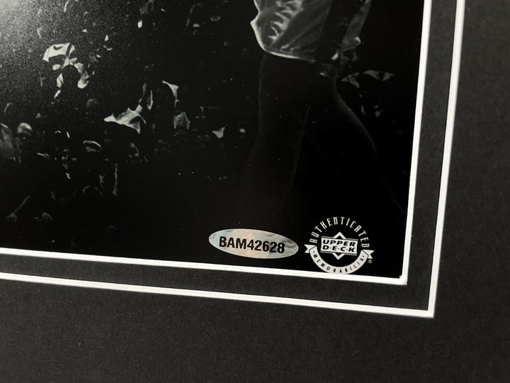 Zydrunas Ilgauskas Signed Cleveland Cavaliers 16x20 Photo Framed UDA COA LeBron