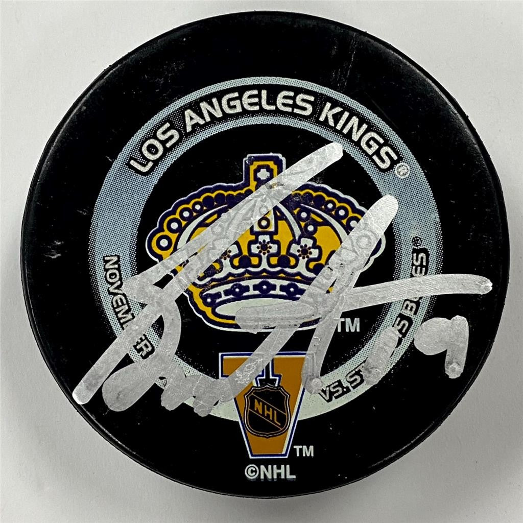 Sean Avery signed Los Angeles Kings Official Game Puck autograph JSA