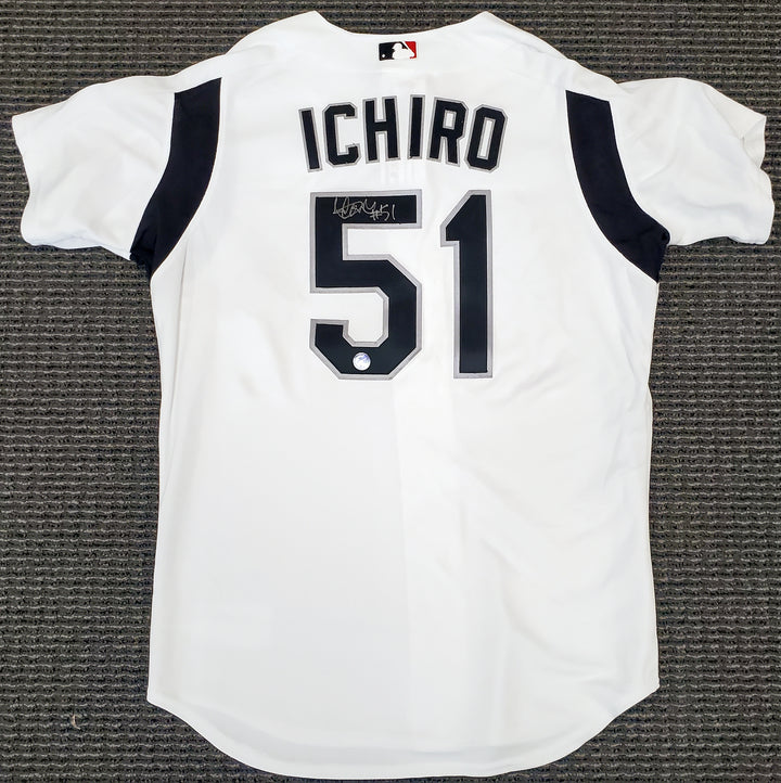 Mariners Ichiro Suzuki Auto White Majestic 2003 All-Star Game Jersey Size XL 51