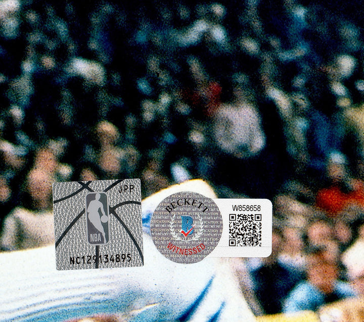 Julius "Dr. J" Erving Signed 16x20 Photo Philadelphia 76ers Beckett BAS Witness