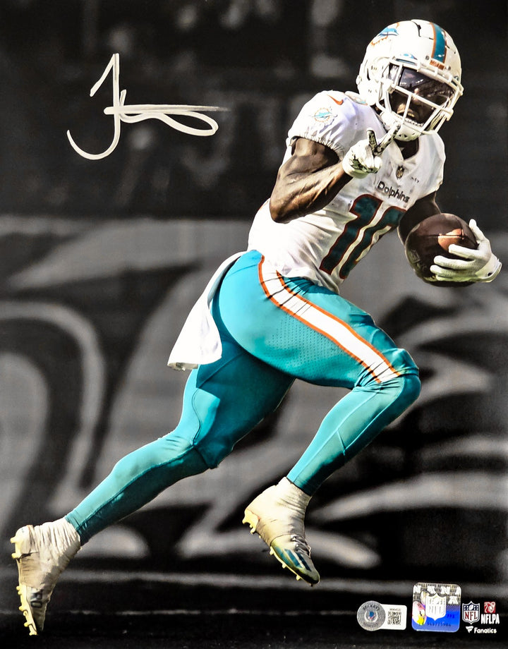 Tyreek Hill Signed 11x14 Photo Miami Dolphins Spotlight Beckett BAS Witness