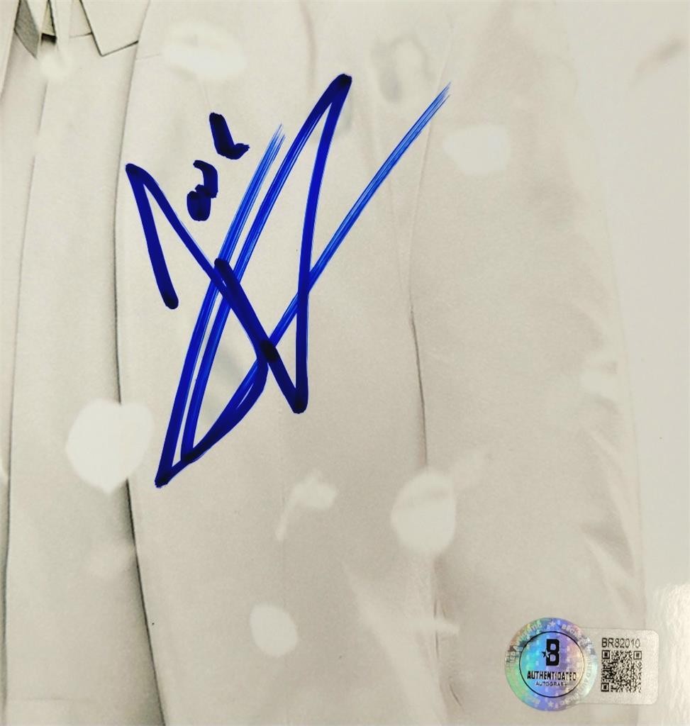 Josh Hutcherson signed Hunger Games 8x10 photo autograph ~ Beckett BAS