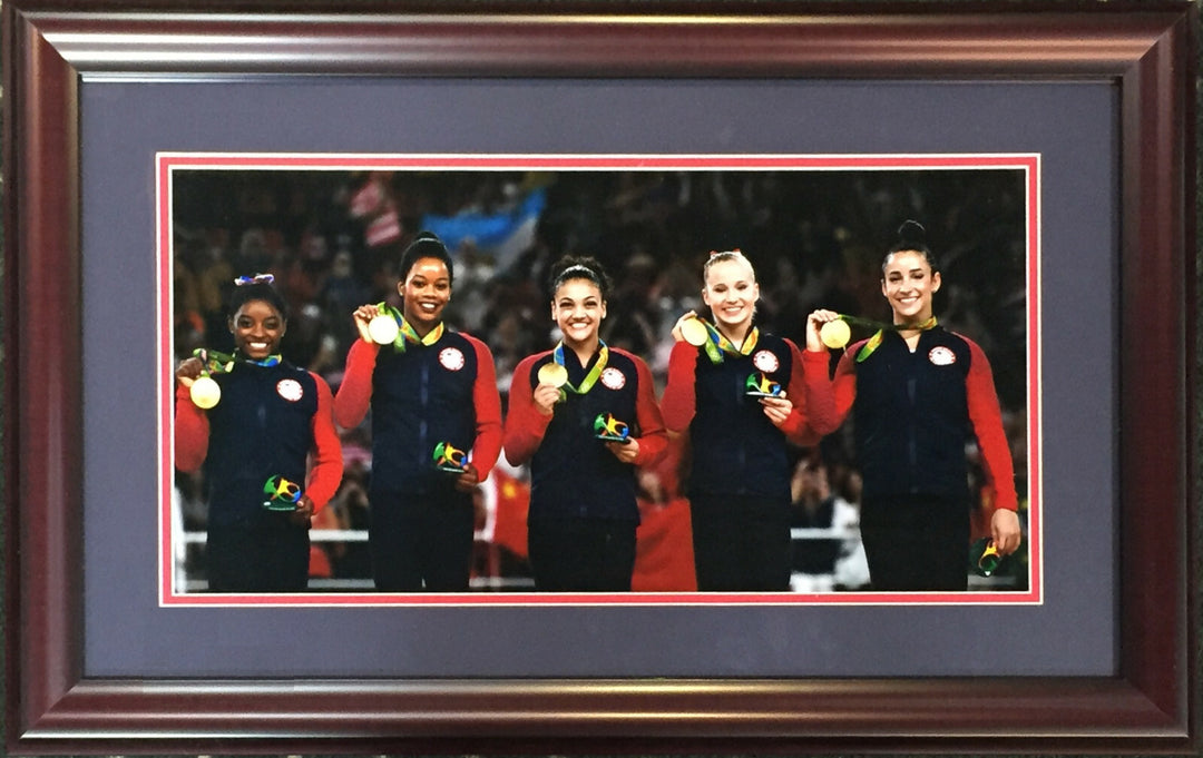 2016 USA Olympic Gold Medal Gymnasts 17x27 Framed Panoramic Photo Simone Biles