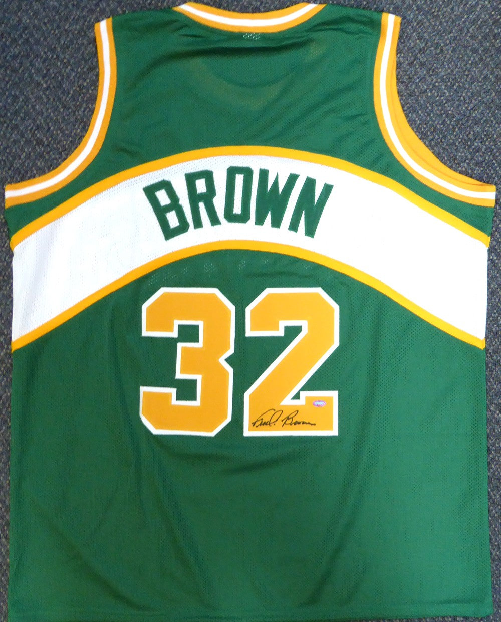 Seattle Sonics Fred Brown Signed Green Jersey MCS Holo