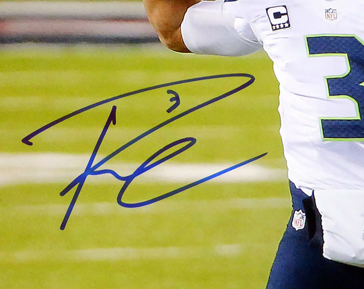 Russell Wilson Signed 16x20 Photo Seattle Seahawks SB "SB XLVIII Champs" RW Holo