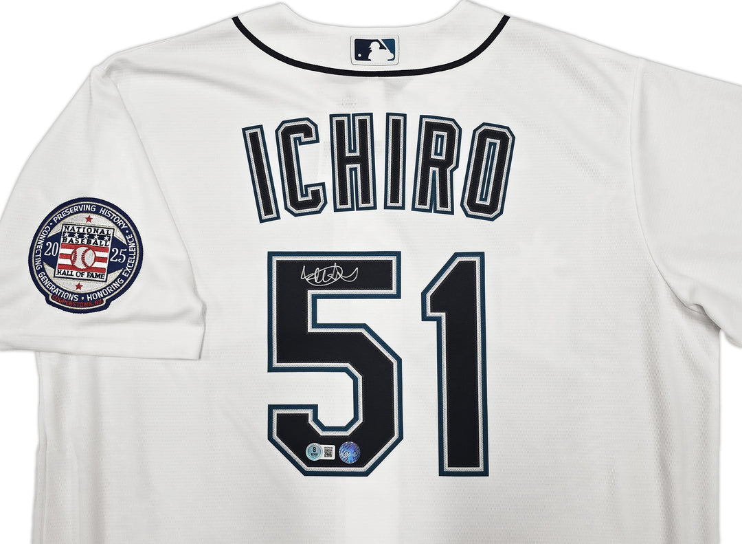 Mariners Ichiro Suzuki Auto White Nike HOF Patch Jersey Size XL Beckett Witness