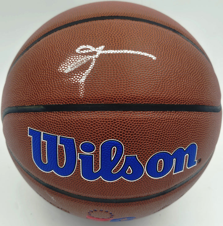 Allen Iverson Auto Composite Leather Basketball 76ers Logo (Smudged) Beckett Wit