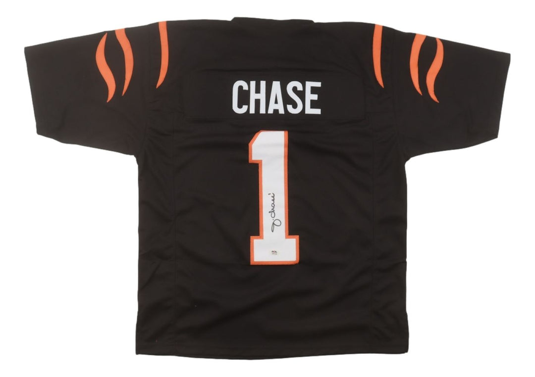 Ja'Marr Chase Cincinnati Signed Black Football Jersey PSA/DNA Hologram