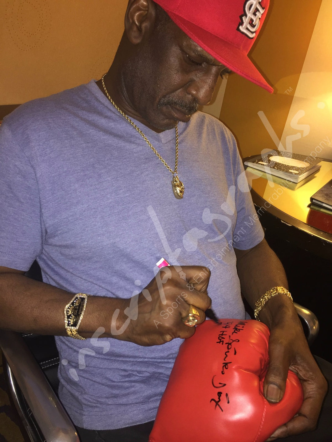Michael Spinks Signed Glove Inscribed COA Inscriptagraphs Leon Boxing Mike Tyson