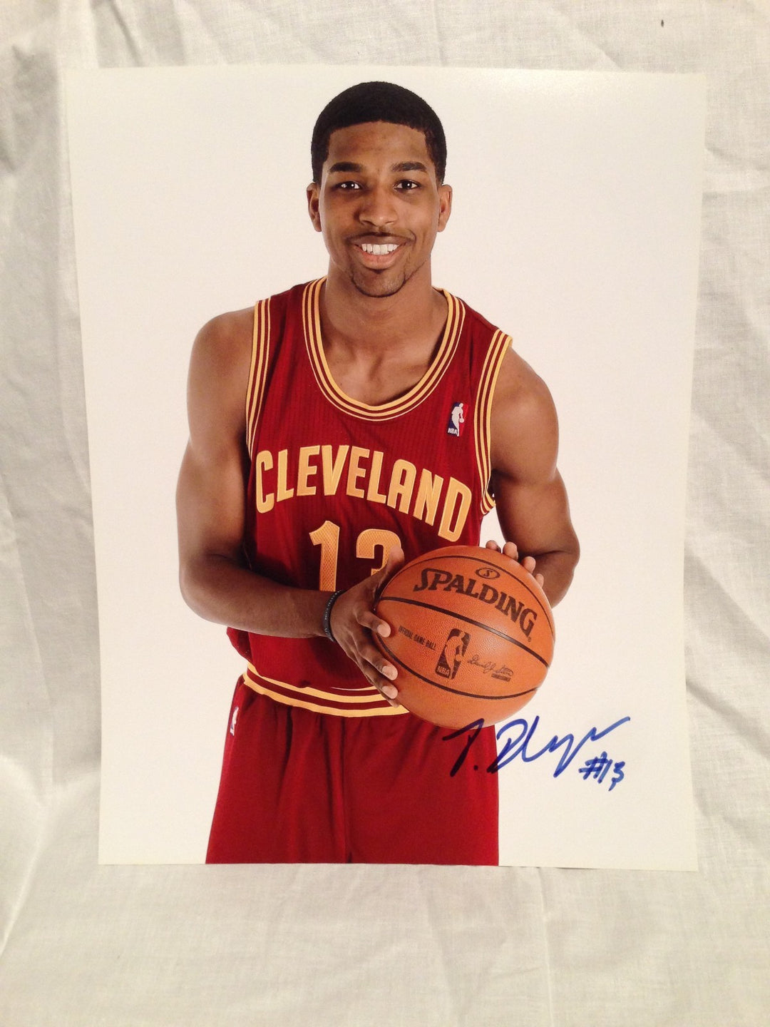 CLEVELAND CAVALIERS TRISTAN THOMPSON SIGNED AUTO BASKETBALL 11X14 PHOTO COA