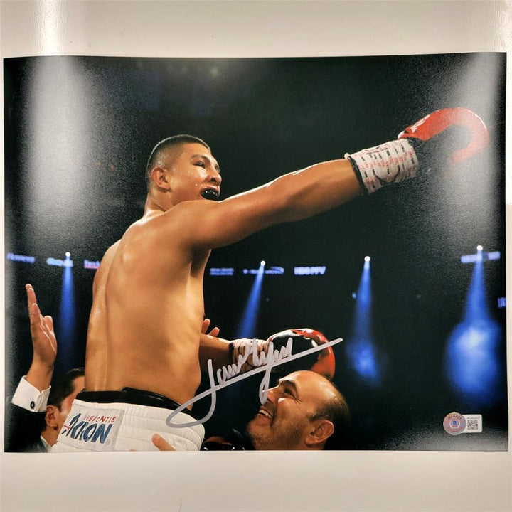 Jaime Munguia signed 11x14 photo boxing autograph ~ Beckett BAS Holo