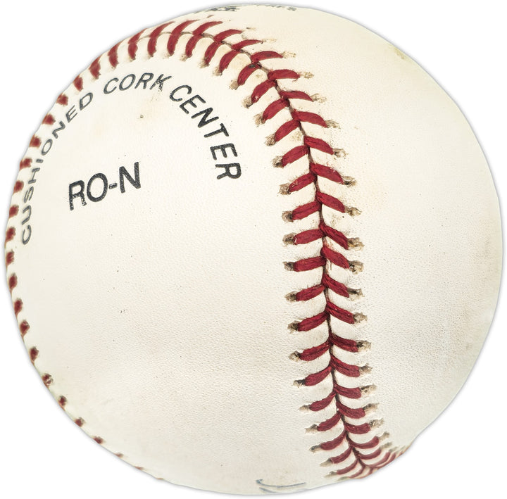 Willie Mays Signed Official NL Stat Logo Baseball Giants Beckett #AE31067
