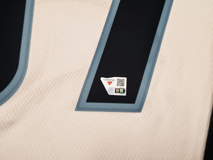 Seattle Kraken Yanni Gourde Signed White Fanatics Jersey Size XL Fanatics Holo