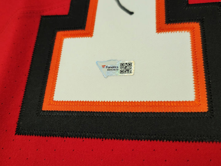 Buccaneers Tom Brady Signed Red Nike Vapor Elite Jersey Size 52 Fanatics Holo