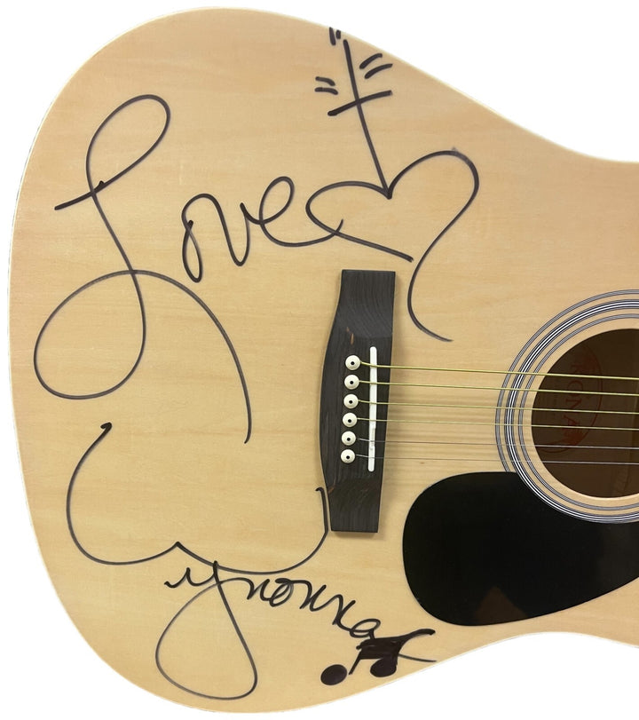 Wynonna Judd signed Kona Acoustics Guitar Rare Custom Sig-Artwork – Beckett Rev