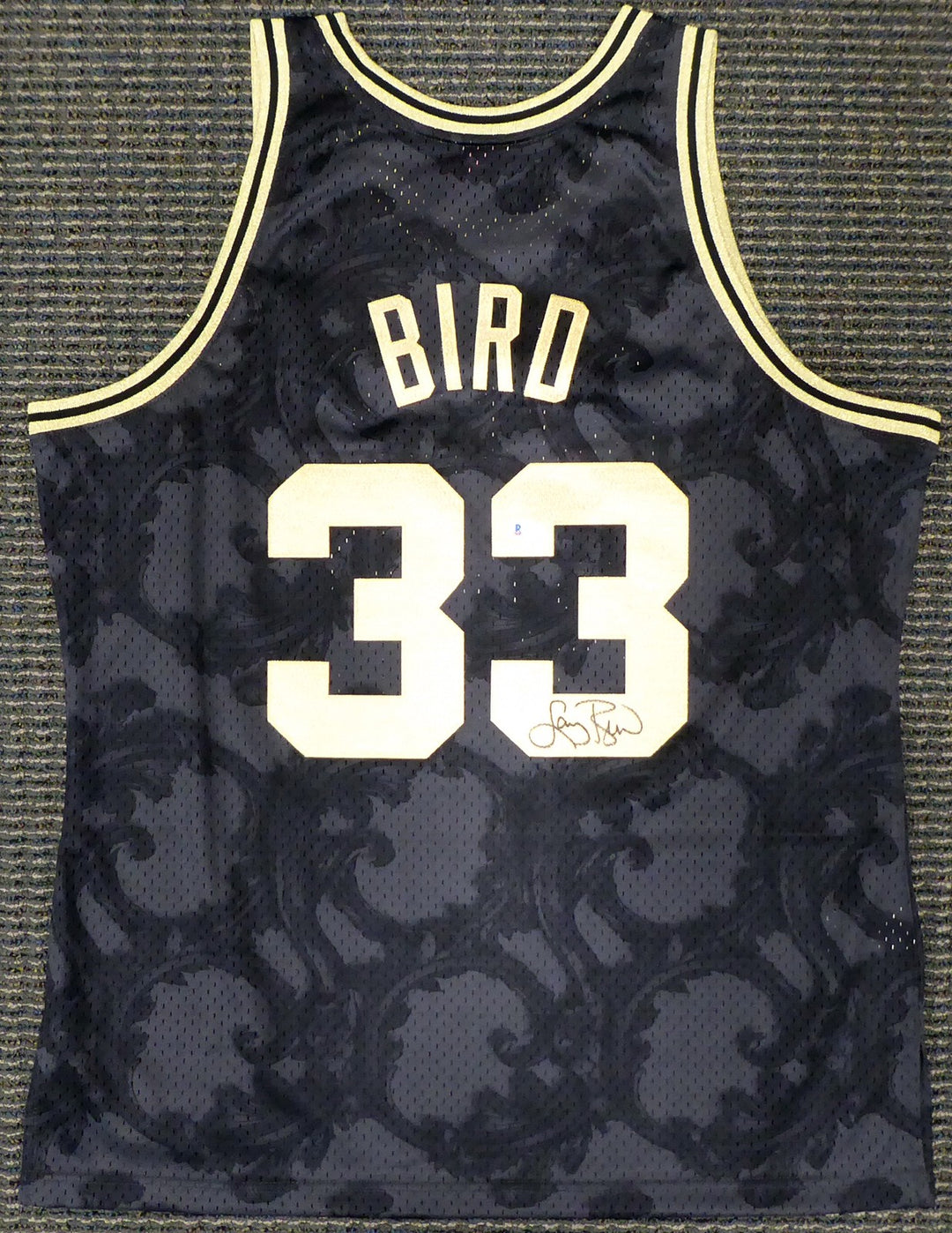 Celtics Larry Bird Auto Black Mitchell Ness GoldToile Swingman Jersey XL Beckett