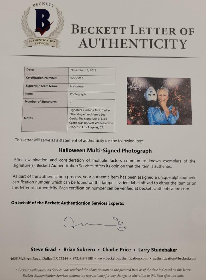 Jamie Lee Curtis & Nick Castle signed Halloween 11x14 Photo autograph ~ BAS LOA
