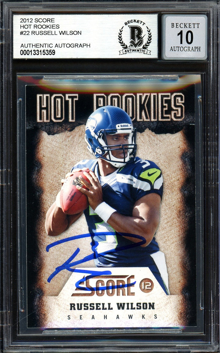 Russell Wilson Signed 2012 Score Hot Rookies RC 22 Seahawks Auto 10 Beckett