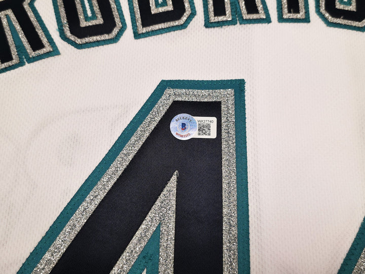 Mariners Julio Rodriguez Auto White Nike Authentic Collection Jersey 44 Beckett