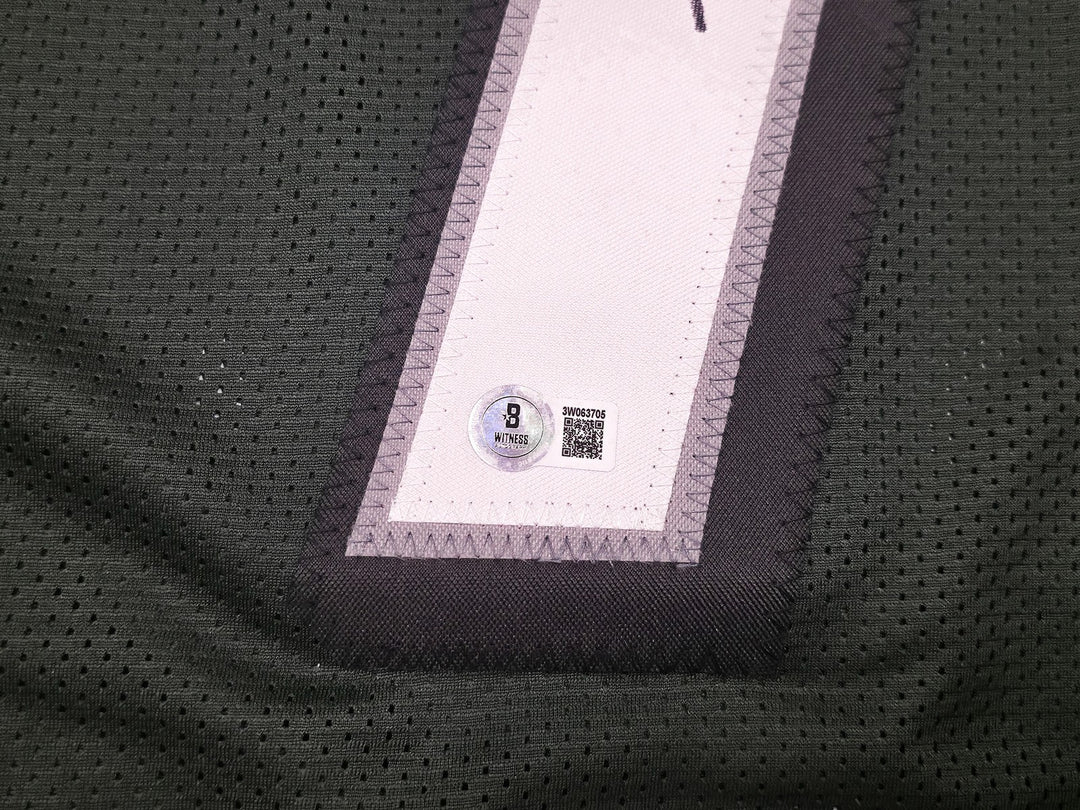 Philadelphia Eagles Michael Vick Signed Green Jersey Beckett Witness