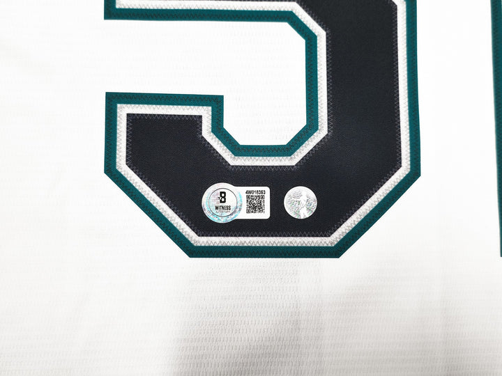 Mariners Ichiro Suzuki Auto Signed White Nike Jersey Size XL HOF 25 Beckett Wit