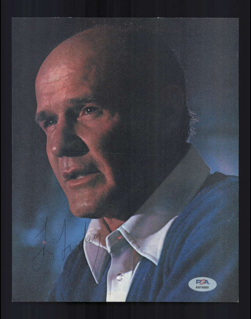 Tom Landry PSA DNA Signed 1970`s  Vintage 8x10 Photo Autograph Cowboys