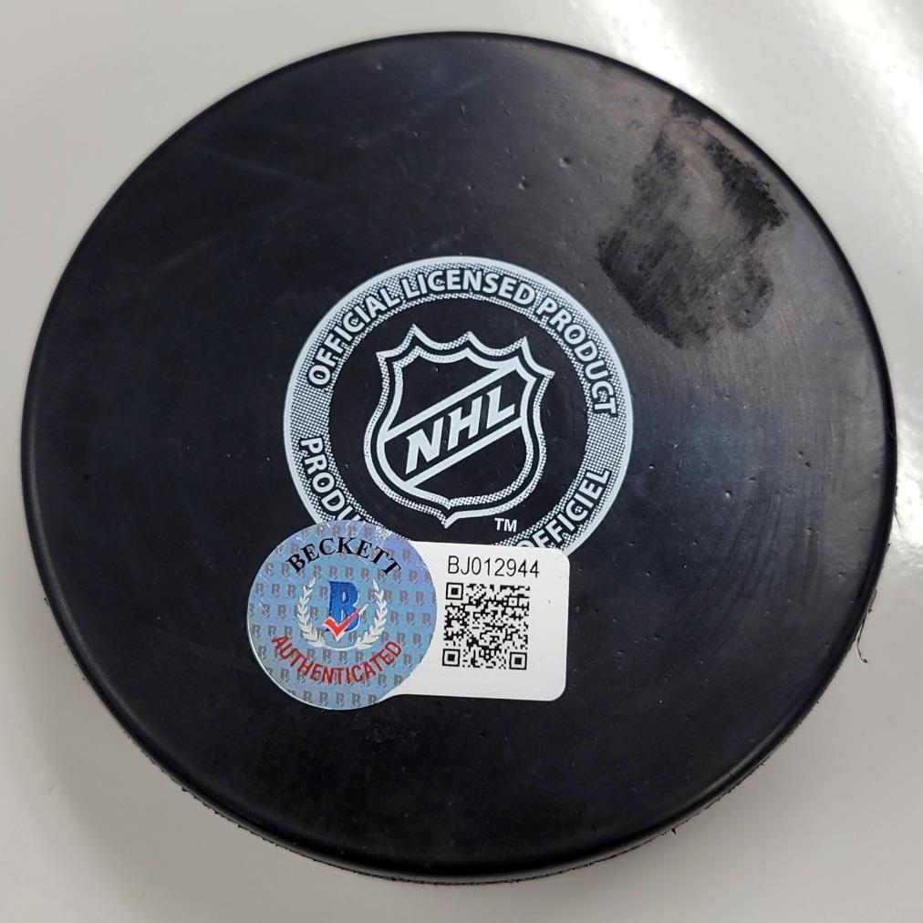 Nathan McIver autograph signed Anaheim Ducks Puck ~ Beckett BAS Holo