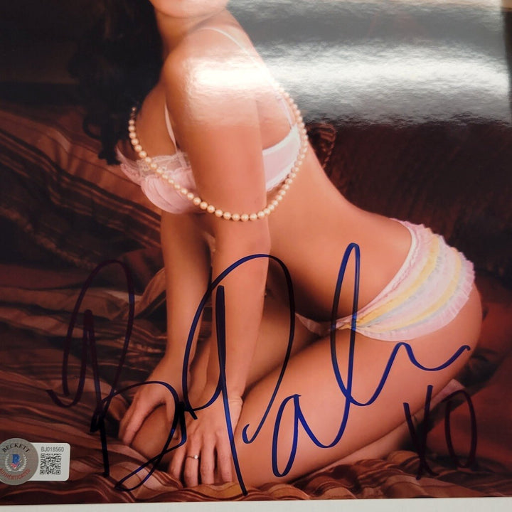 Brittney Palmer signed 8x10 Photo #3 Model & UFC Ring Girl ~ Beckett BAS Holo