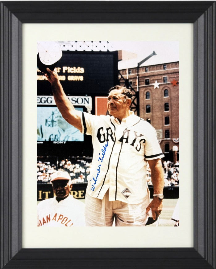 Wilmer Fields signed Homestead Grays Negro League 8x10 Photo Framed- COA