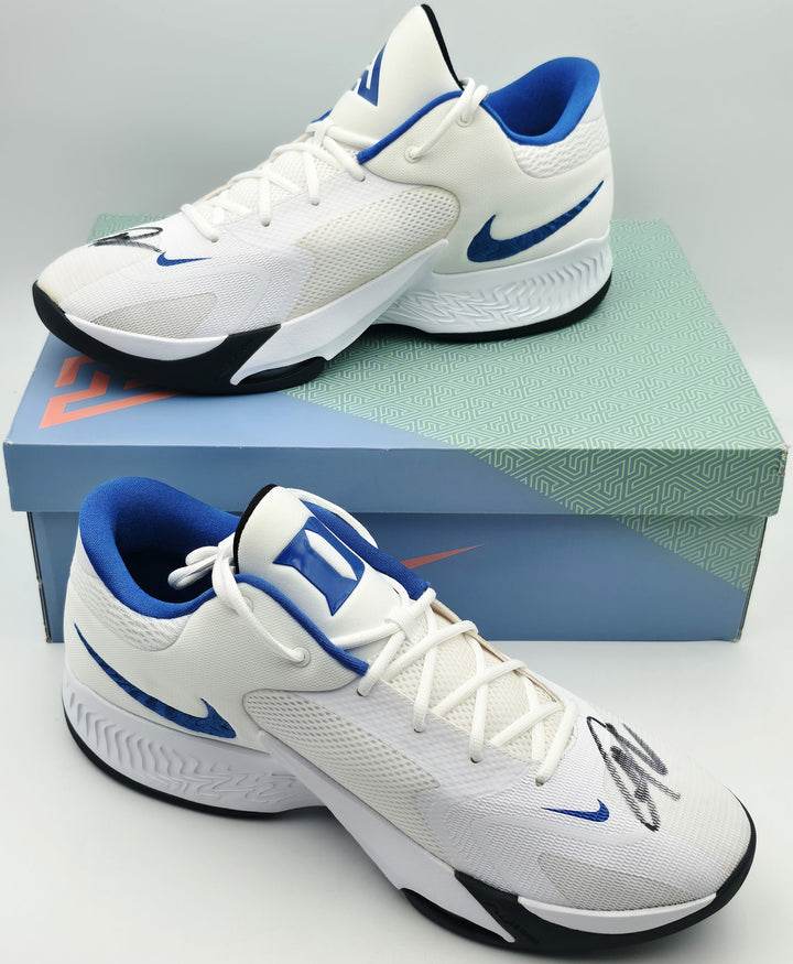 Giannis Auto 2022 (PE) Promo Duke Nike Zoom Freak 4 Game Shoes Size 17 Beckett