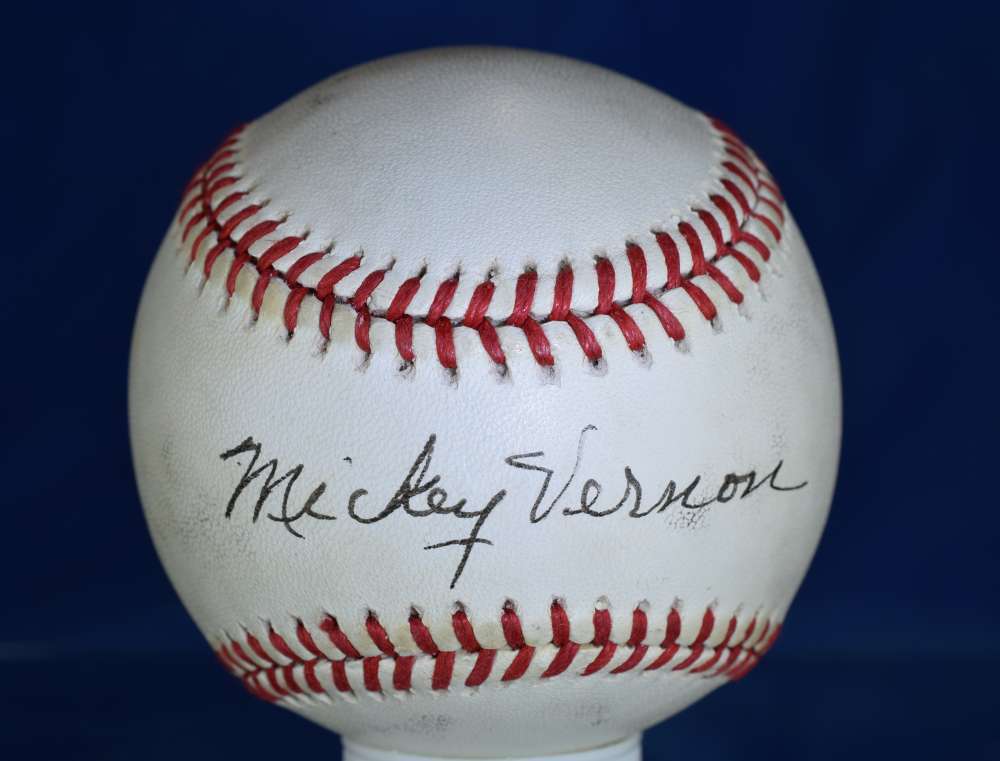 Mickey Vernon Psa/dna Certified American League Autograph Signed Baseball