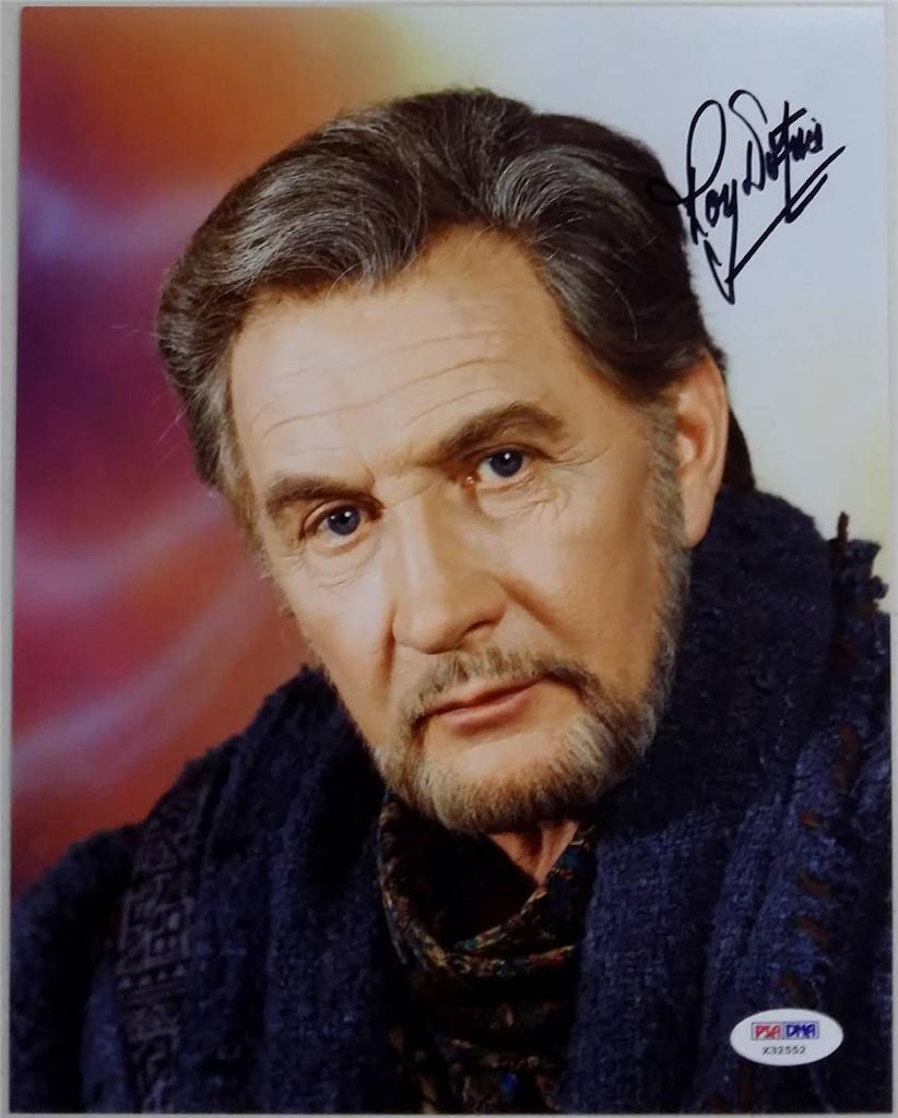 Roy Dotrice Signed Beauty And The Beast 8x10 Photo ~ PSA/DNA COA ~ C Auto
