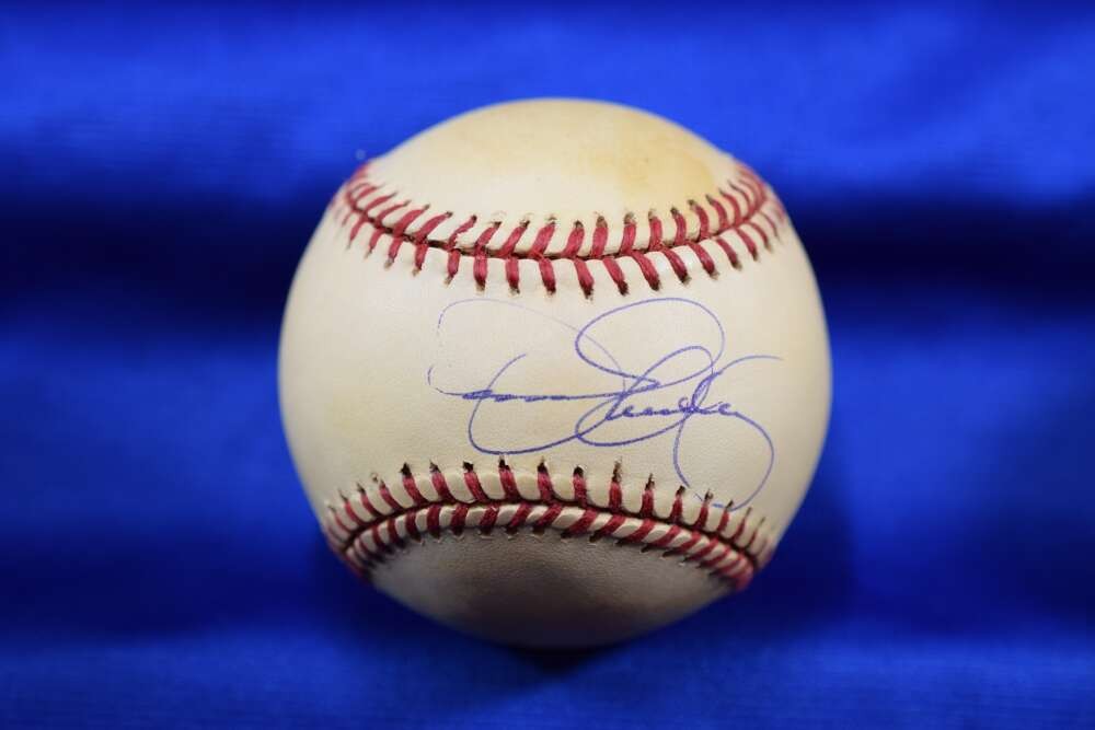 Dennis Eckersley PSA DNA Autographed National League ONL Signed Baseball