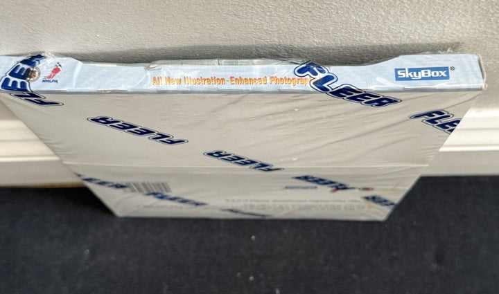 1996-97 Fleer Metal Universe Hockey Factory Sealed Retail Box 18 Packs Inserts