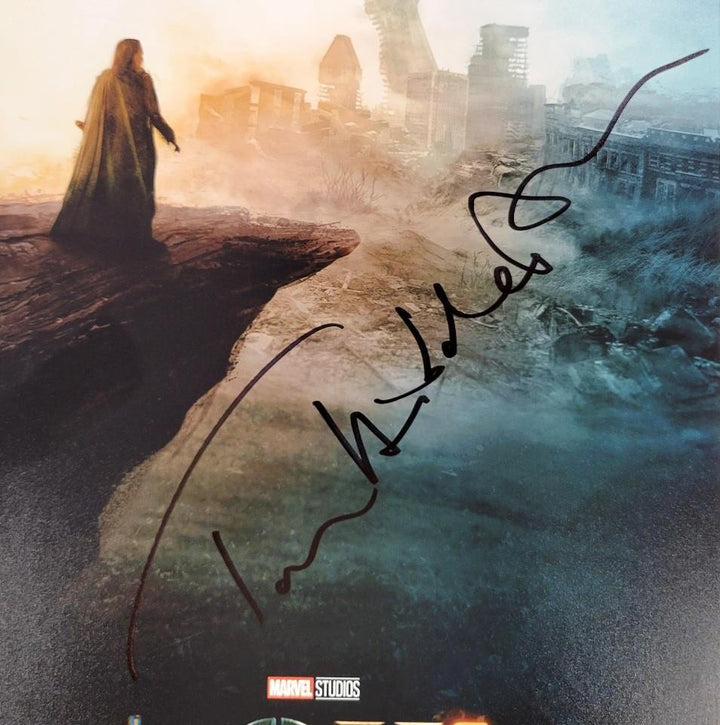 Tom Hiddleston signed Loki 11x17 photo Marvel autograph ~ Beckett BAS