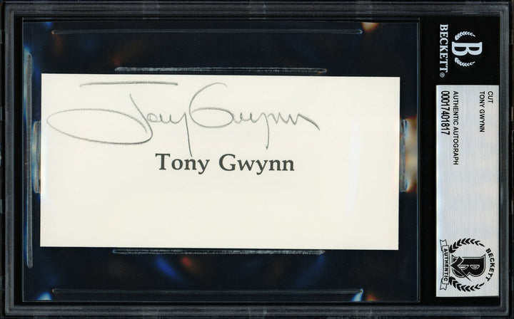 Tony Gwynn Signed 2.5x5 Cut Sig San Diego Padres Beckett