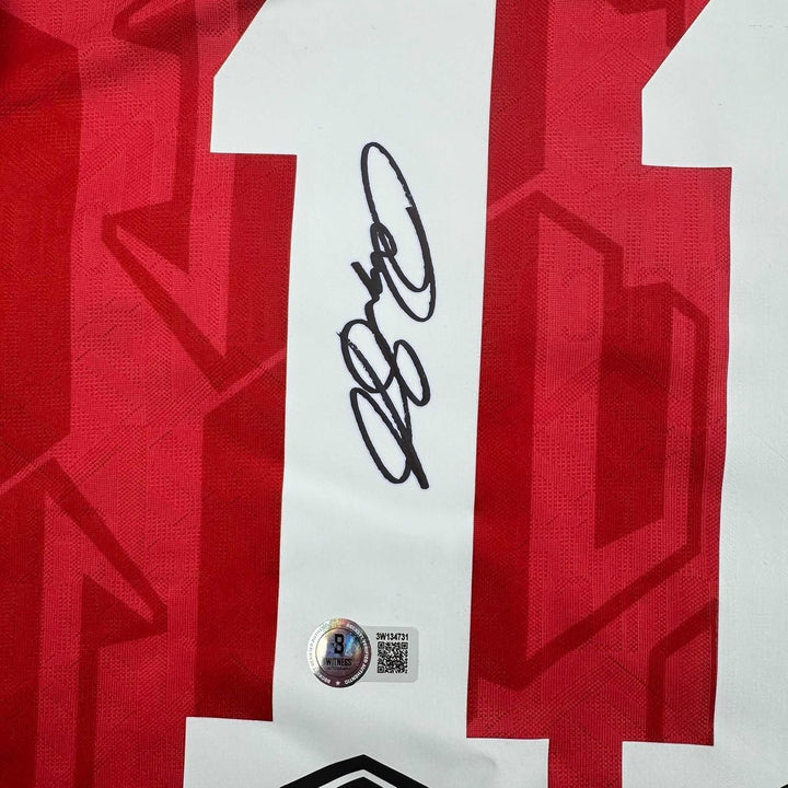 Framed Autographed/Signed Ryan Giggs 35x39 Manchester United Jersey BAS COA