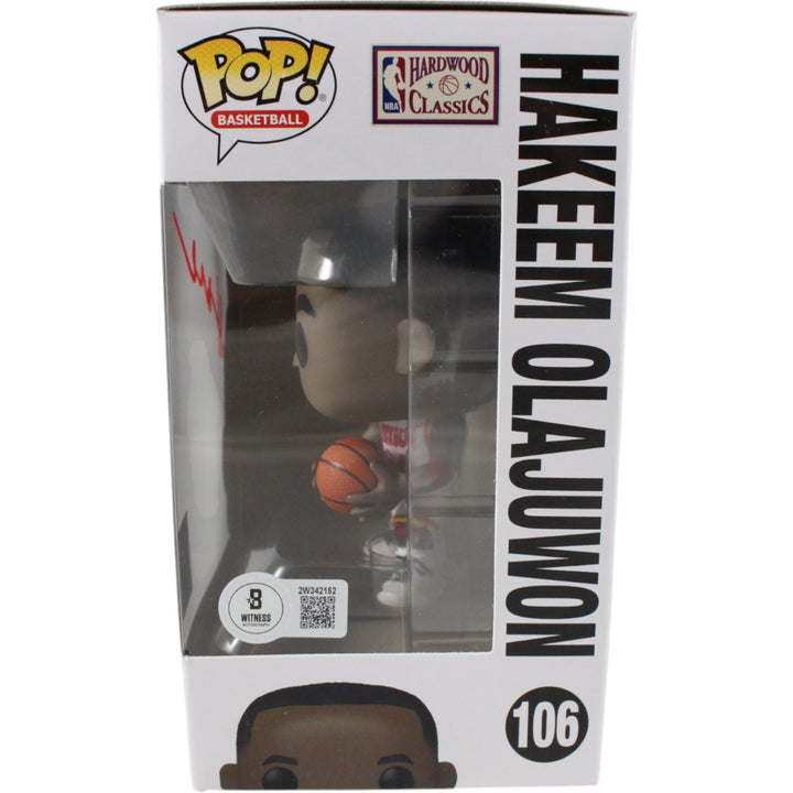 Hakeem Olajuwon Autographed Houtson Rockets Funko Pop! #106 Beckett 50341