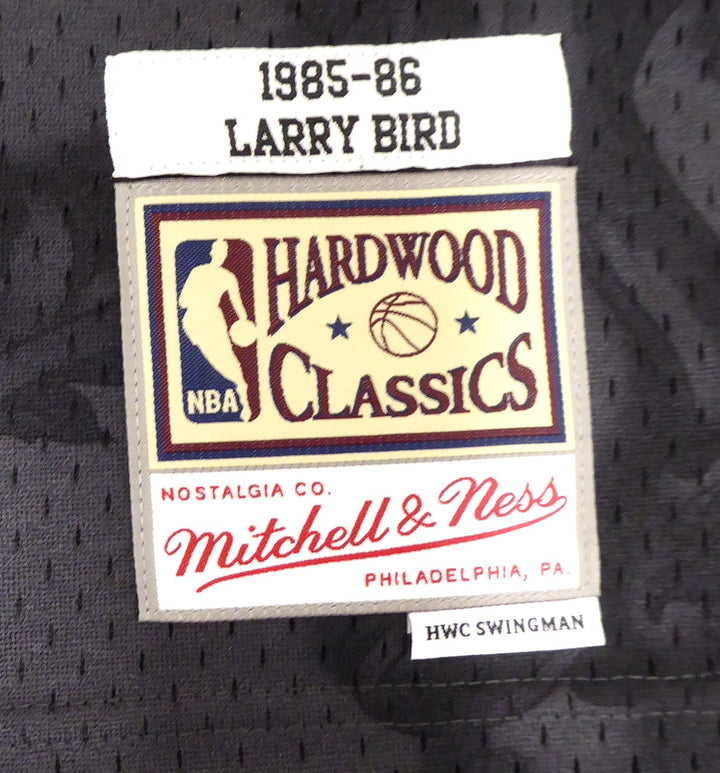 Celtics Larry Bird Auto Black Mitchell Ness Toile Swingman Jersey XXL Beckett