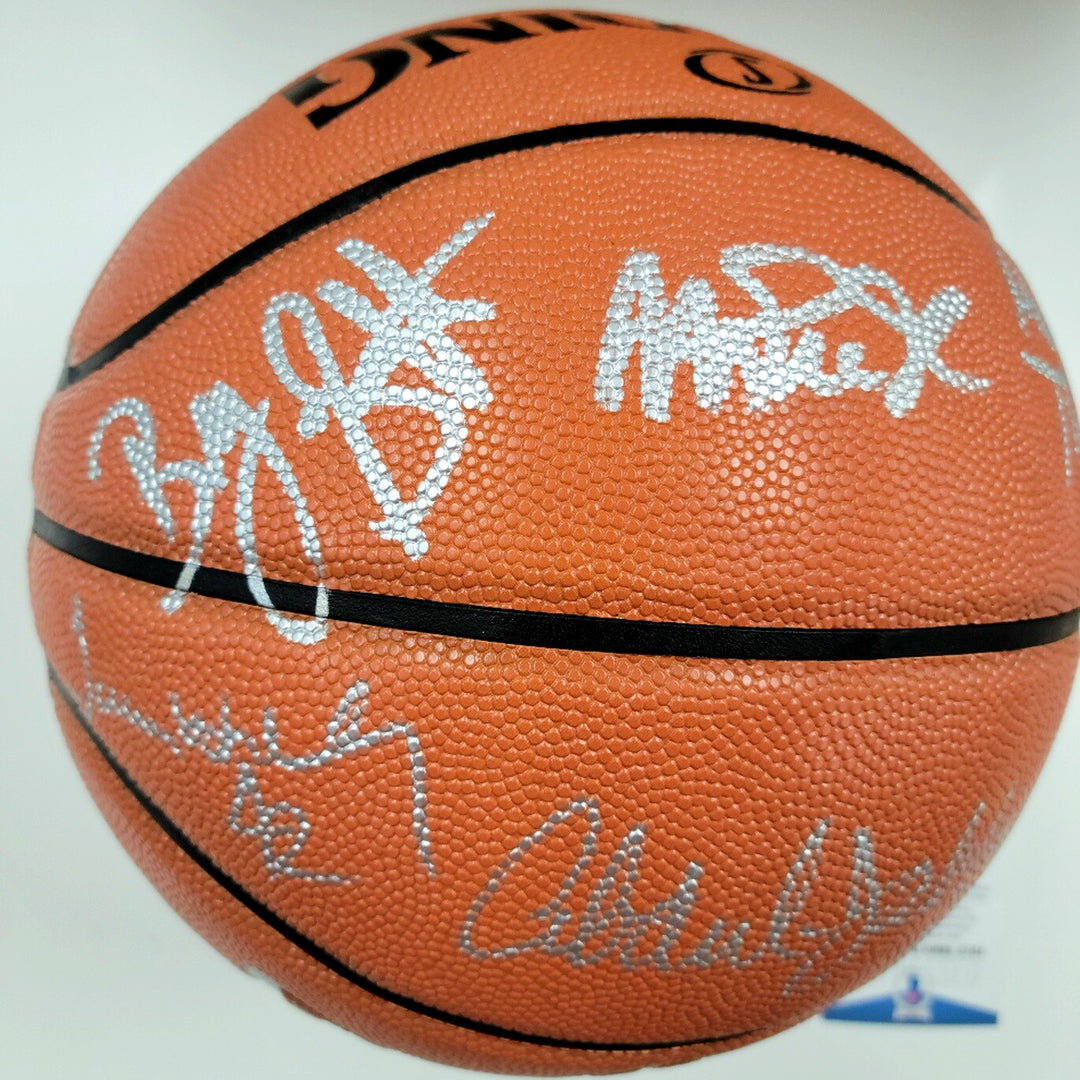 Showtime Lakers team signed NBA Basketball Beckett BAS COA Jabbar Magic Worthy +