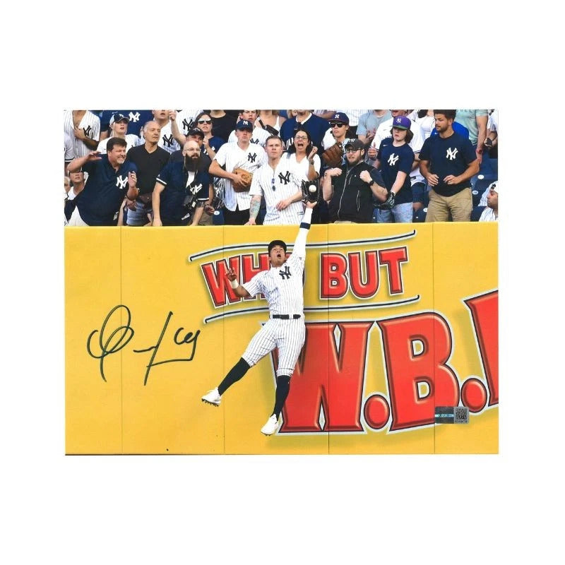 Oswaldo Cabrera New York Yankees Autographed 8x10 The Catch Photo (CX Auth)