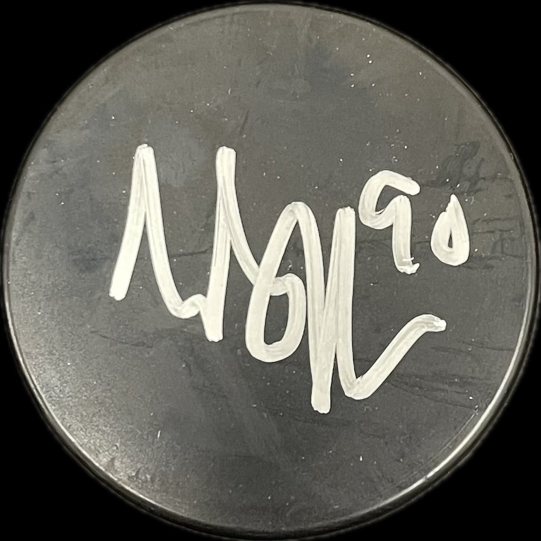 Tyler Johnson  Signed Hockey Puck PSA Tampa Bay Lightning