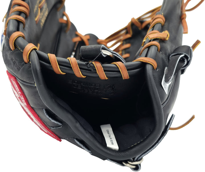 Ken Griffey Jr. Auto Black Rawlings Sig Model Fielding Glove Mariners Beckett