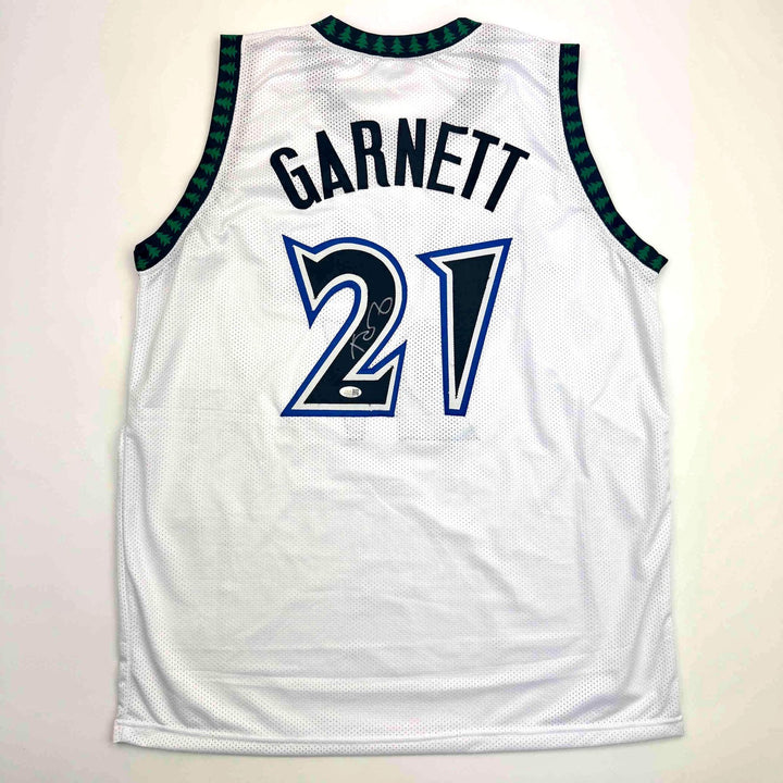 Autographed/Signed Kevin Garnett Minnesota White Basketball Jersey Beckett COA