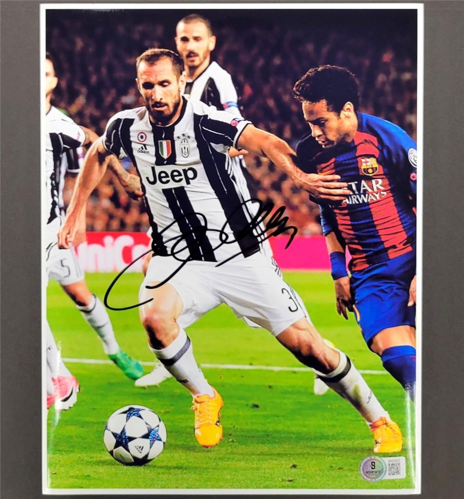 Giorgio Chiellini signed Juventus 8.5x11 photo Italy autograph (B) Beckett BAS